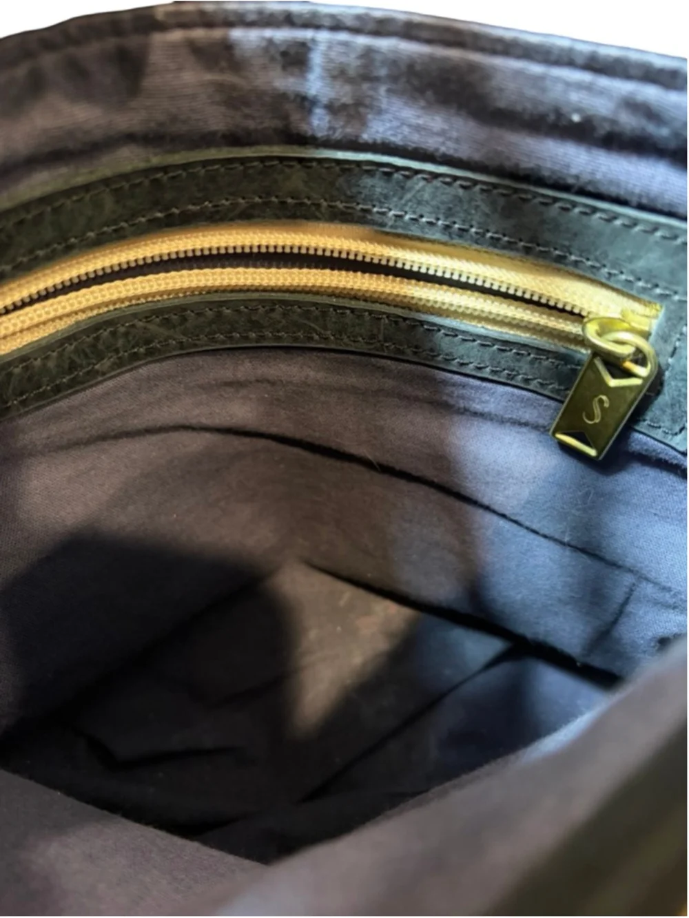 Sseko Leather Tote Bag Black Distressed Shopper Carryall Ethiopia flaw